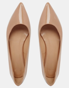 nude flat shoes