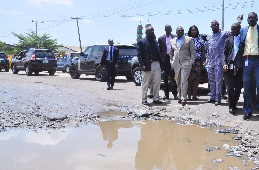 Ambode Orders Immediate Fixing Of Bad Portions On Oshodi-Apapa Expressway