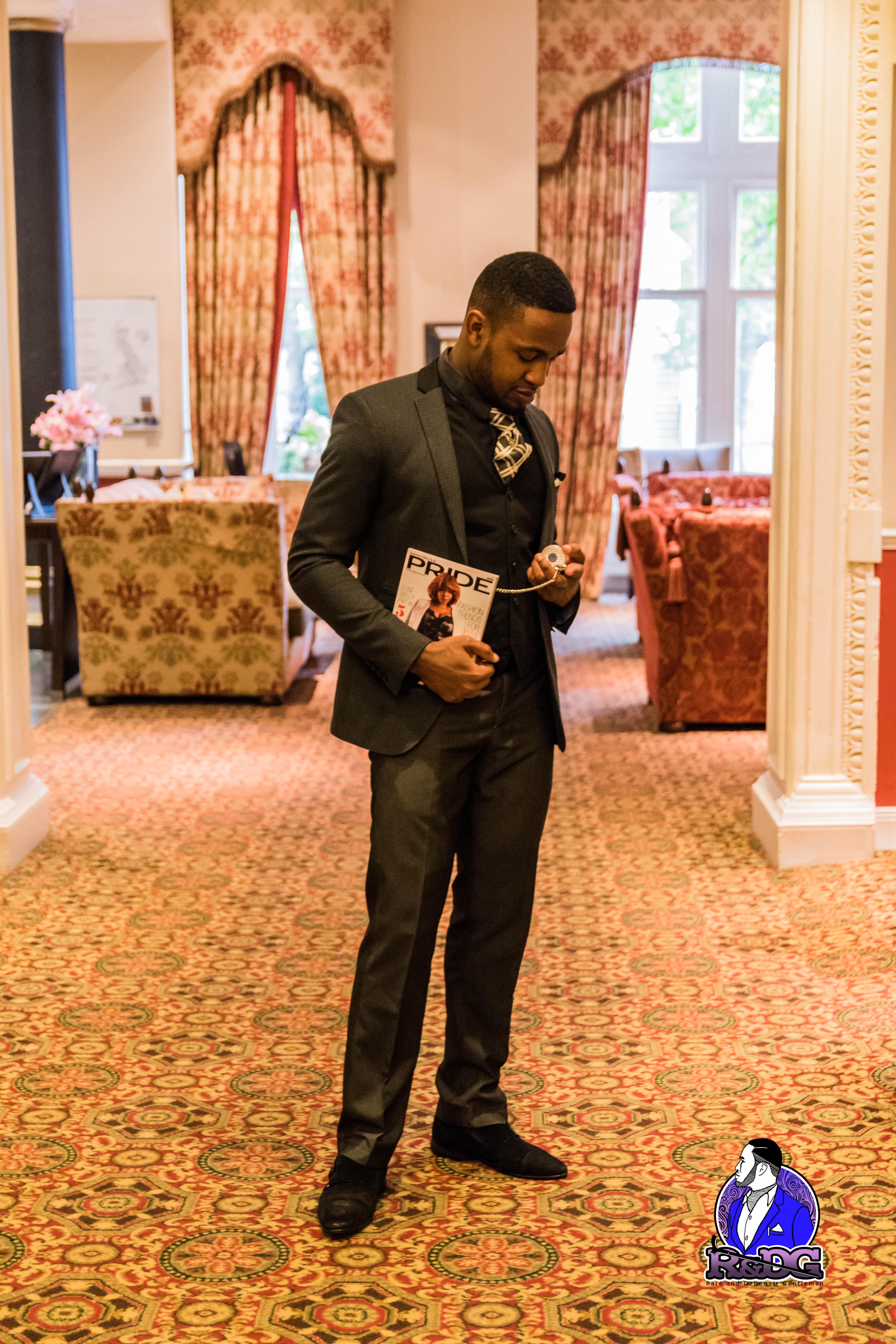 The Rare and Debonair Gentleman, The Single monk Strap, how to wear a monk strap shoe, 6 basic footwear every gentleman must own/have and why, 6 Pairs of shoes every man primarily needs and why?, Chukwuemeka Anyiam-Osigwe, The timeless gent ensemble, Pride Nigeria's Leisure and Lifestyle magazine