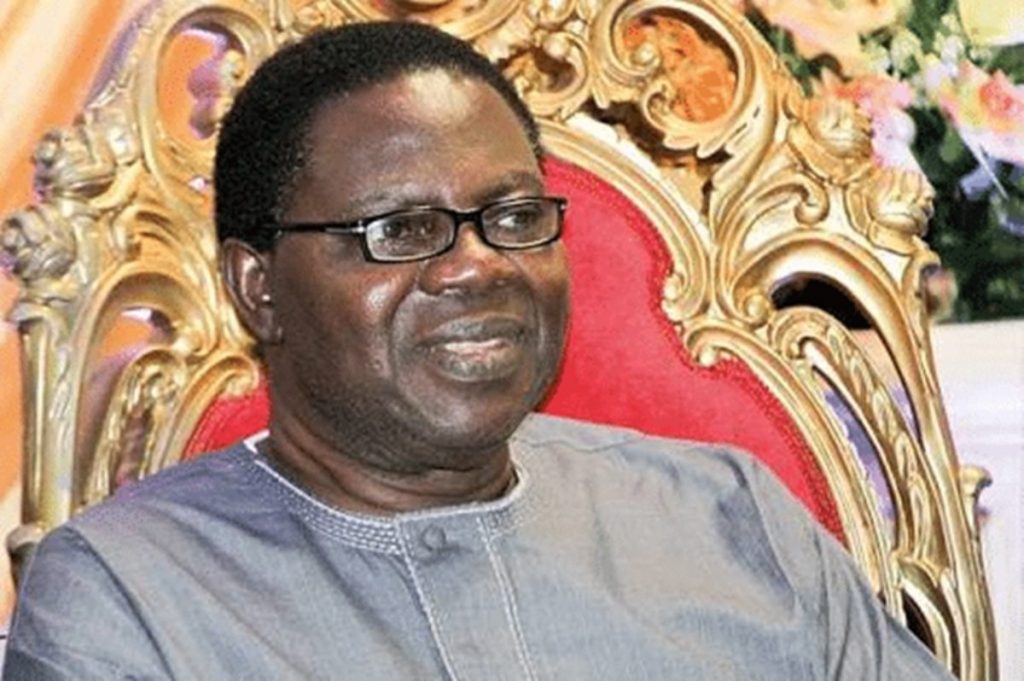 Ebenezer Obey condemns older men who marry young ladies