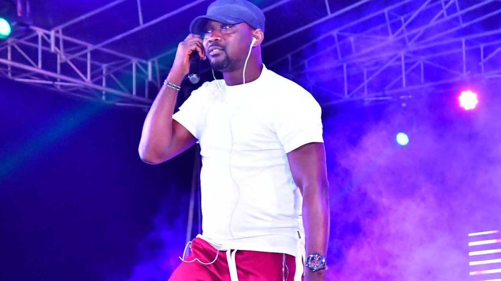 #EndSARS: Protesters boo Pasuma from gathering