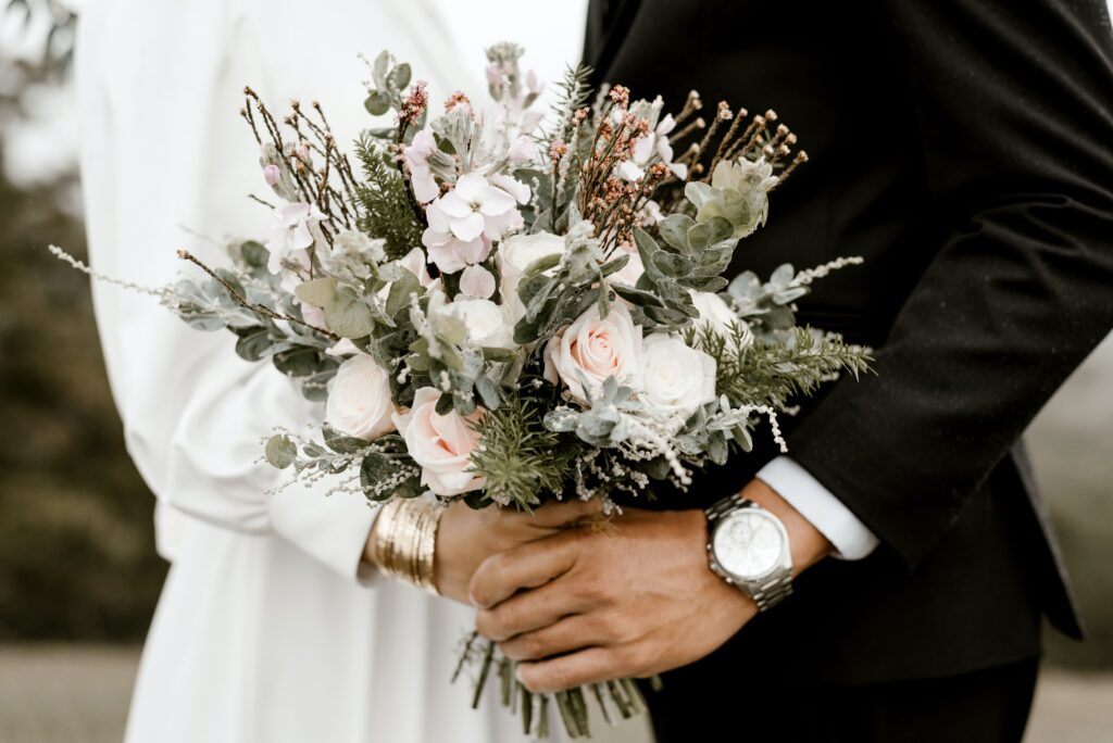 #WeddingCorrner: 5 tips to selecting the best wedding bouquet