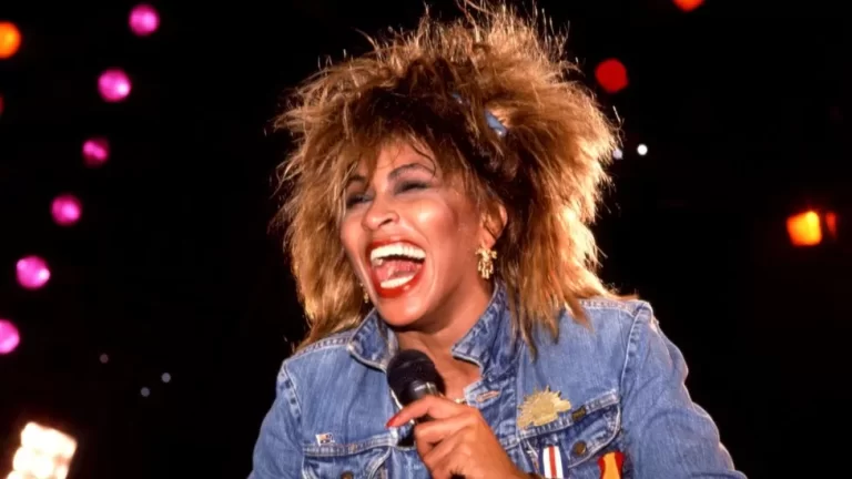 #ThrowbackThursday: Tina Turner's What's love got to do with it (Video)