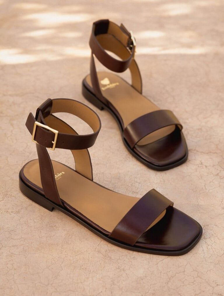 #ThrowbackThursday: 3 sandals Nigerian secondary school students wore back in the day