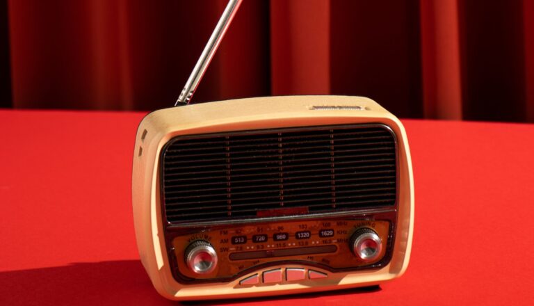 #ThrowbackThursday: Pioneer radio stations that shaped Lagos airwaves Pioneer radio stations that shaped Lagos airwaves