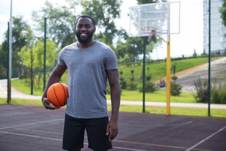 #MenLifestyle: Sports for men over 40 Sports for men over 40