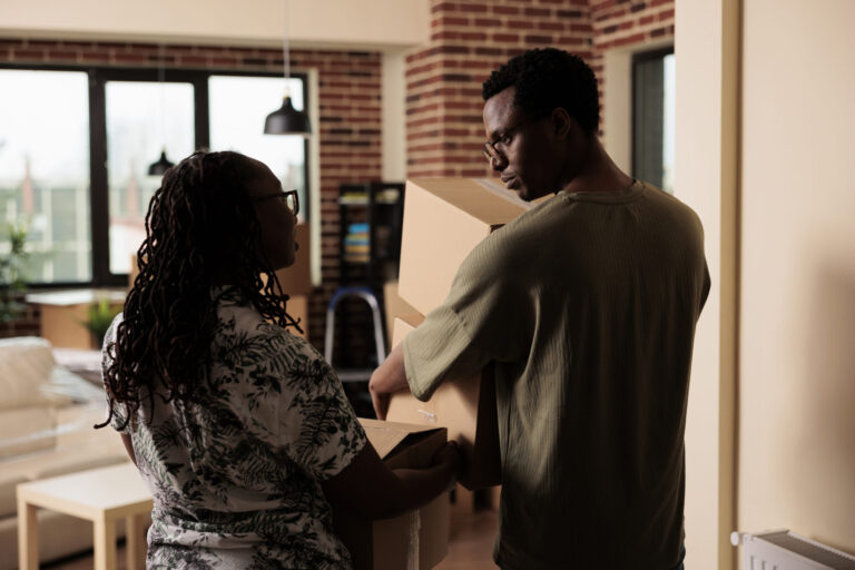 Pros and Cons of cohabitation with a partner